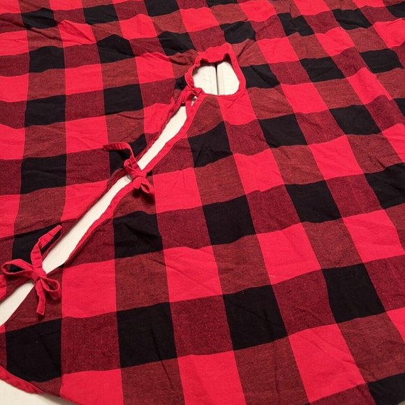 Meriwood Red & Black Buffalo Plaid Christmas Tree Skirt  48" round NIP - Picture 4 of 6